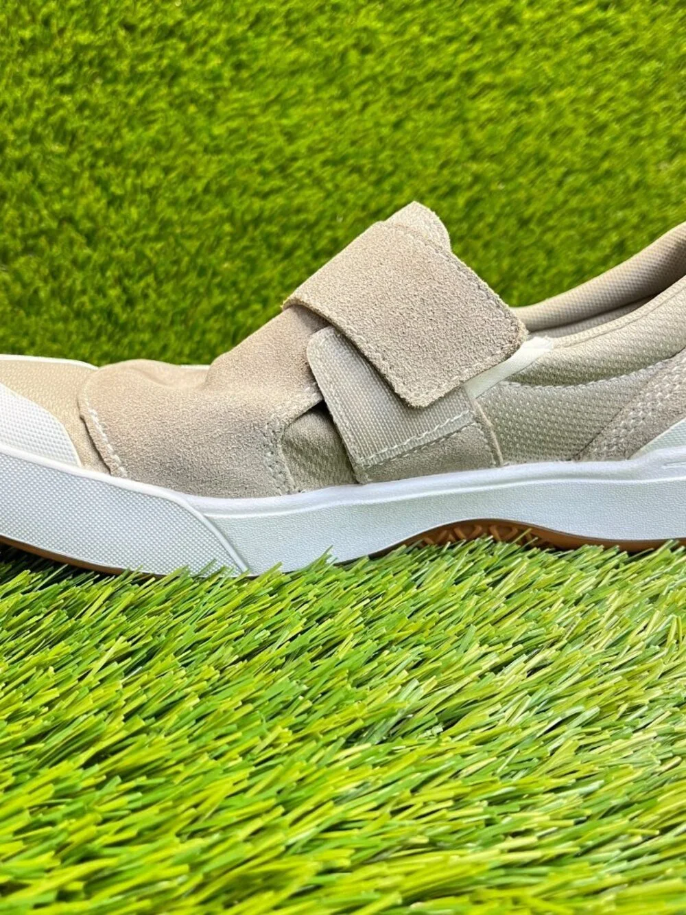 Vans Slip-On EXP Pro Mens Size 8 Beige White Athletic‎ Skateboard Shoes Sneakers